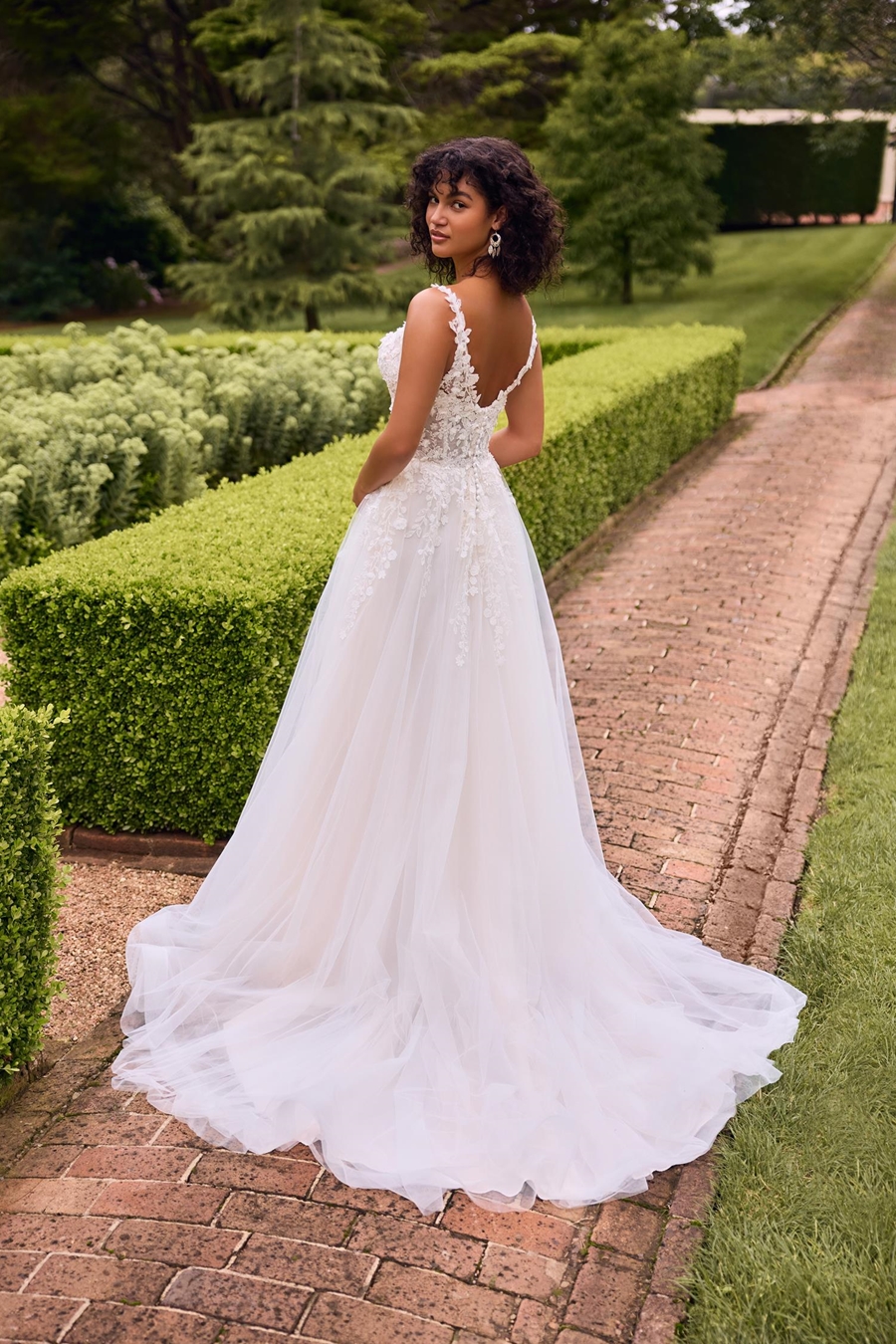 Sophia Tolli Wedding Dress Style No. Y3126 - Image 2