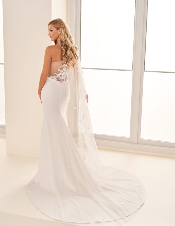 Enchanting Wedding Dress Style No. E2527 - Image 2